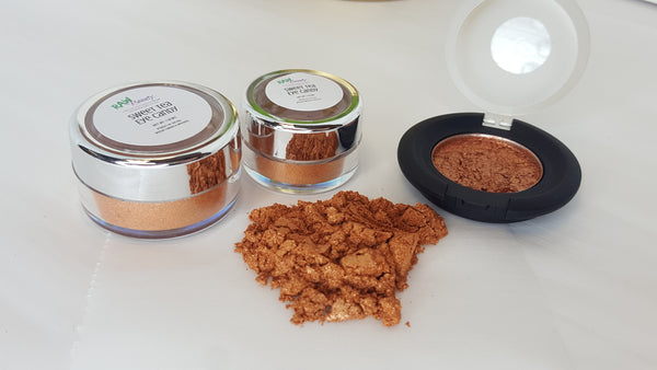 natural and vegan makeup for wholesale or private label low minimums